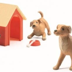 Djeco Poppenhuis Honden | Met Hok | 6 Stuks -Duurzamer-speelgoed Winkel 550x317 6