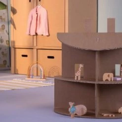 Kartonnen Poppenhuis Rond - Cadeau Van Duurzaam Karton - Hobbykarton - KarTent -Duurzamer-speelgoed Winkel 550x366 155