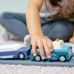 Mr. Dendro - Houten Speelgoed Auto Set - 4 Grote Houten Auto's 13 Mr. Dendro - Houten Speelgoed Auto Set - 4 Grote Houten Auto's -Duurzamer-speelgoed Winkel 550x366 21