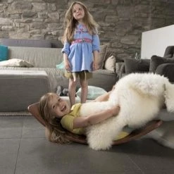 Wobbel - Original - Blank Gelakt Met Vilt - Mosterd (geel) 22 Wobbel - Original - Blank Gelakt Met Vilt - Mosterd (geel) -Duurzamer-speelgoed Winkel 550x366 46