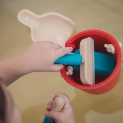 Plantoys Schoonmaakset - 5dlg. 11 Plantoys Schoonmaakset - 5dlg. -Duurzamer-speelgoed Winkel 550x366 57