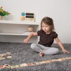 Plantoys Plan Toys Alphabet A-Z (reliëf) -Duurzamer-speelgoed Winkel 550x367 31