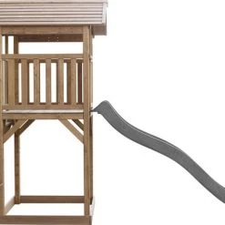 AXI Beach Tower Speeltoestel In Bruin - Speeltoren Met Zandbak En Grijze Glijbaan - FSC Hout - Speelhuis Op Palen Voor De Tuin -Duurzamer-speelgoed Winkel 550x409 6