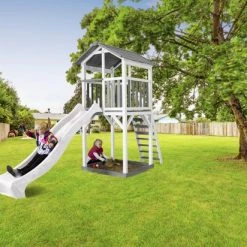 AXI Beach Tower Speeltoestel In Grijs/Wit - Speeltoren Met Zandbak En Witte Glijbaan - FSC Hout - Speelhuis Op Palen Voor De Tuin -Duurzamer-speelgoed Winkel 550x412 18