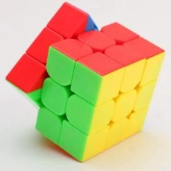 MoYu Speedcube - Inclusief Stand 16 MoYu Speedcube - Inclusief Stand -Duurzamer-speelgoed Winkel 550x519 10