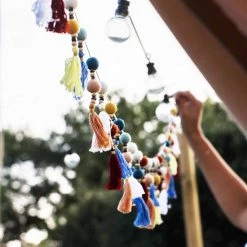 Return To Sender Slinger Met Kwastjes -Duurzamer-speelgoed Winkel 550x550 350