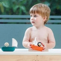 Plantoys Plan Toys Sailing Boat Penguin -Duurzamer-speelgoed Winkel 550x550 399