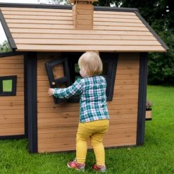 AXI Alice Speelhuis In Bruin/Antraciet - FSC Hout - Speelhuisje Voor De Tuin / Buiten - Tuinhuisje Voor Kinderen - 10 Jaar Garantie! -Duurzamer-speelgoed Winkel 550x550 641