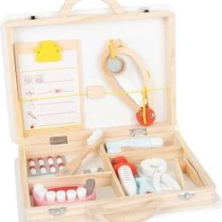 Small Foot Company Dokter En Tandarts 2-in-1 Set - Houten Speelgoed Vanaf 3 Jaar 25 Small Foot Company Dokter En Tandarts 2-in-1 Set - Houten Speelgoed Vanaf 3 Jaar -Duurzamer-speelgoed Winkel 550x602 1
