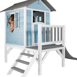 AXI Beach Lodge XL Speelhuis In Caribisch Blauw - Met Verdieping En Grijze Glijbaan - Speelhuisje Voor De Tuin / Buiten - FSC Hout - Speeltoestel Voor Kinderen -Duurzamer-speelgoed Winkel 550x613 3