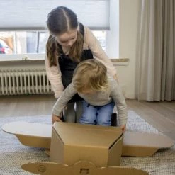 Kartonnen Speelgoed Vliegtuig - Sinterklaas Cadeau - Hobbykarton - KarTent 21 Kartonnen Speelgoed Vliegtuig - Sinterklaas Cadeau - Hobbykarton - KarTent -Duurzamer-speelgoed Winkel 550x831